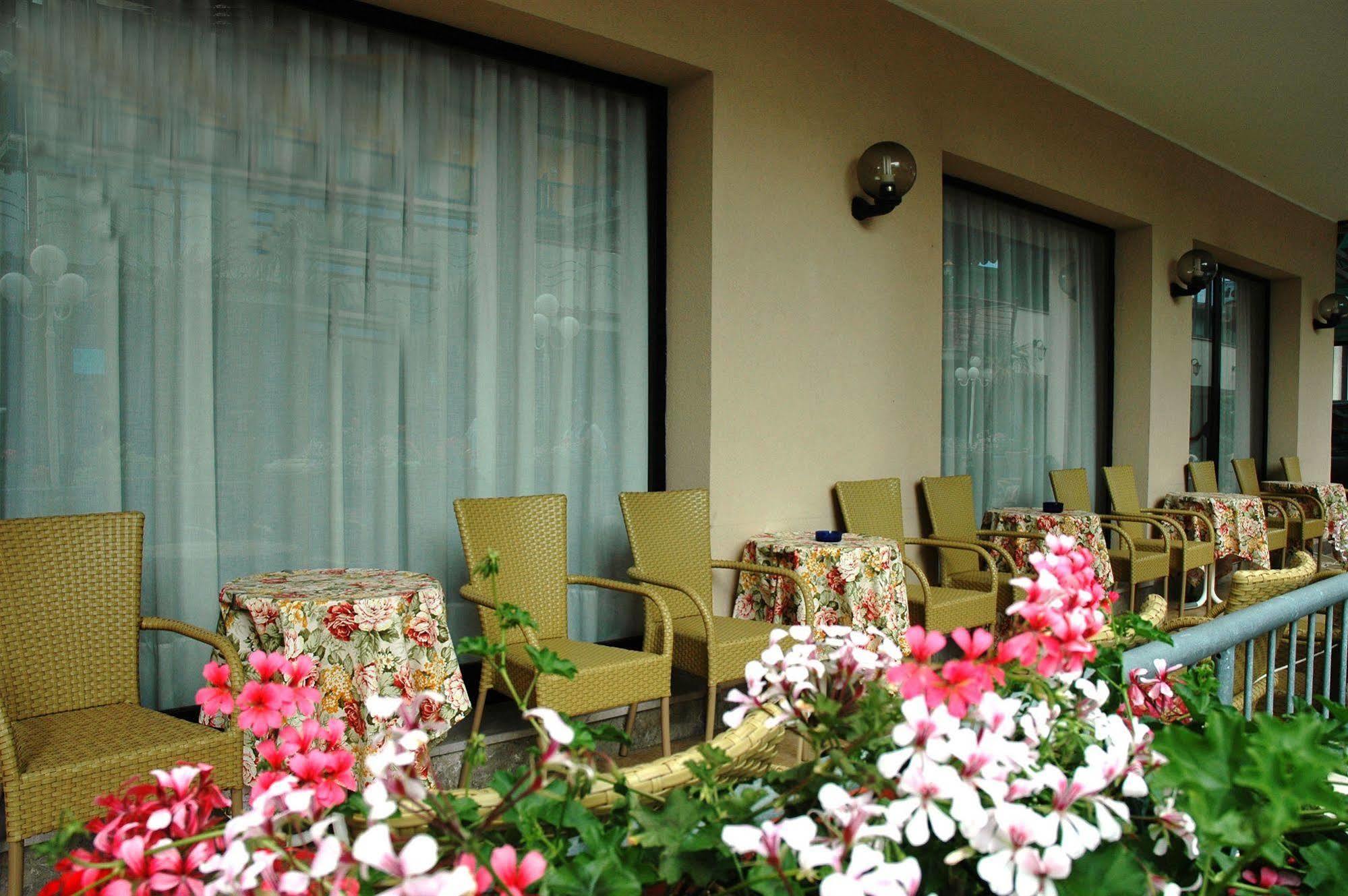 Pensione Villa Joli Lido di Jesolo Exterior photo
